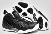 Women Air Foamposite One 007